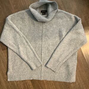 Rachel Zoe Light Gray Turtleneck Sweater, Size XL